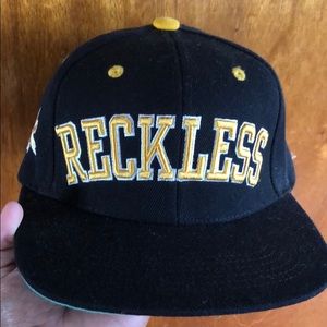 Young&reckless snap back hat. Perfect condition